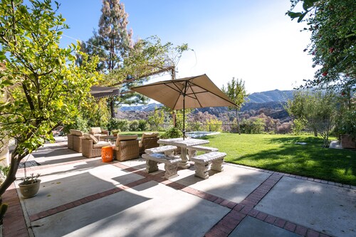 Gorgeous Modern Living