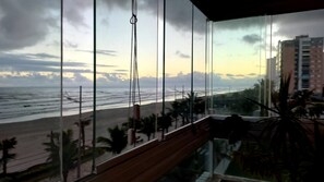 Interior - APTO.3 DOM.SUIT/10 P WIFI CHURRASQ.LINDA BALCONADA VISTA P MAR (Praia Grande)