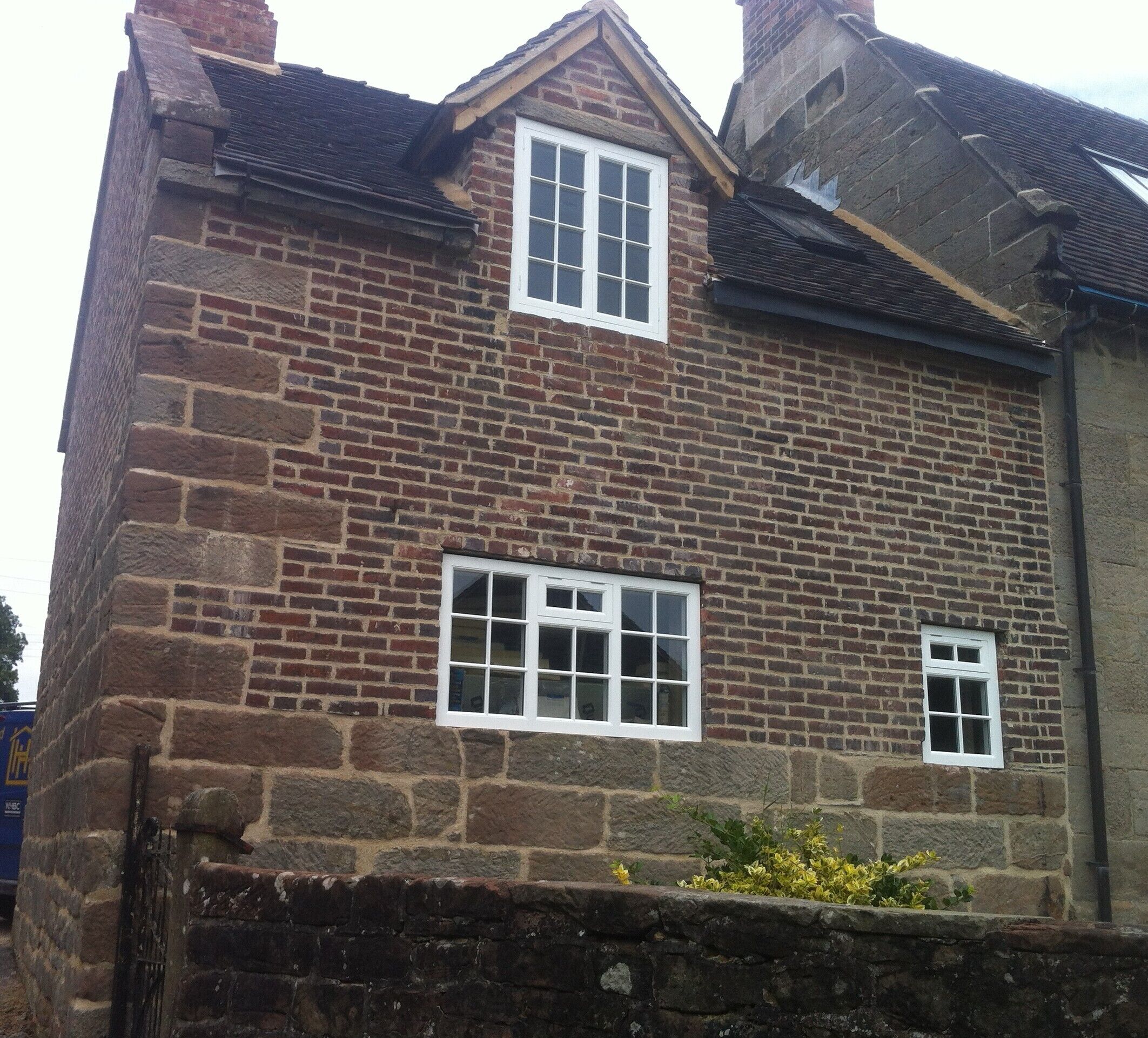  5* PEAK DISTRICT COTTAGE NEAR ASHBOURNE & ALTON TOWERS