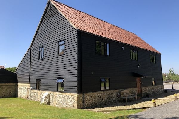 Forest View as part of Wideham Barn, dating back to the 1800's.