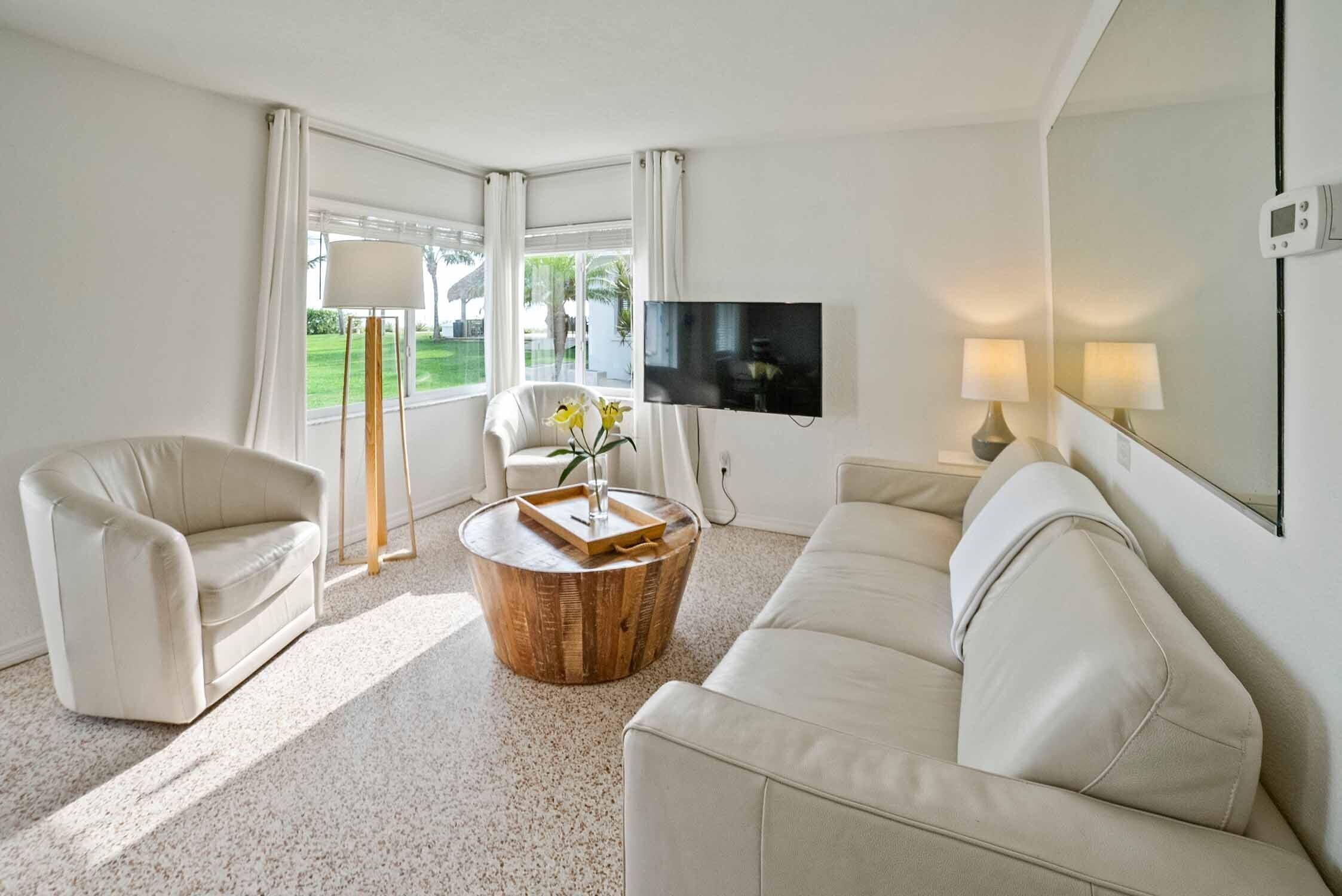 Luxury Beachside Bungalow on a Private Beach and Bay on Casey Key