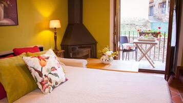 12 bedrooms, free WiFi, bed sheets