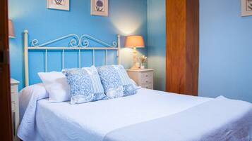 12 makuuhuonetta, ilmainen Wi-Fi, vuodevaatteet