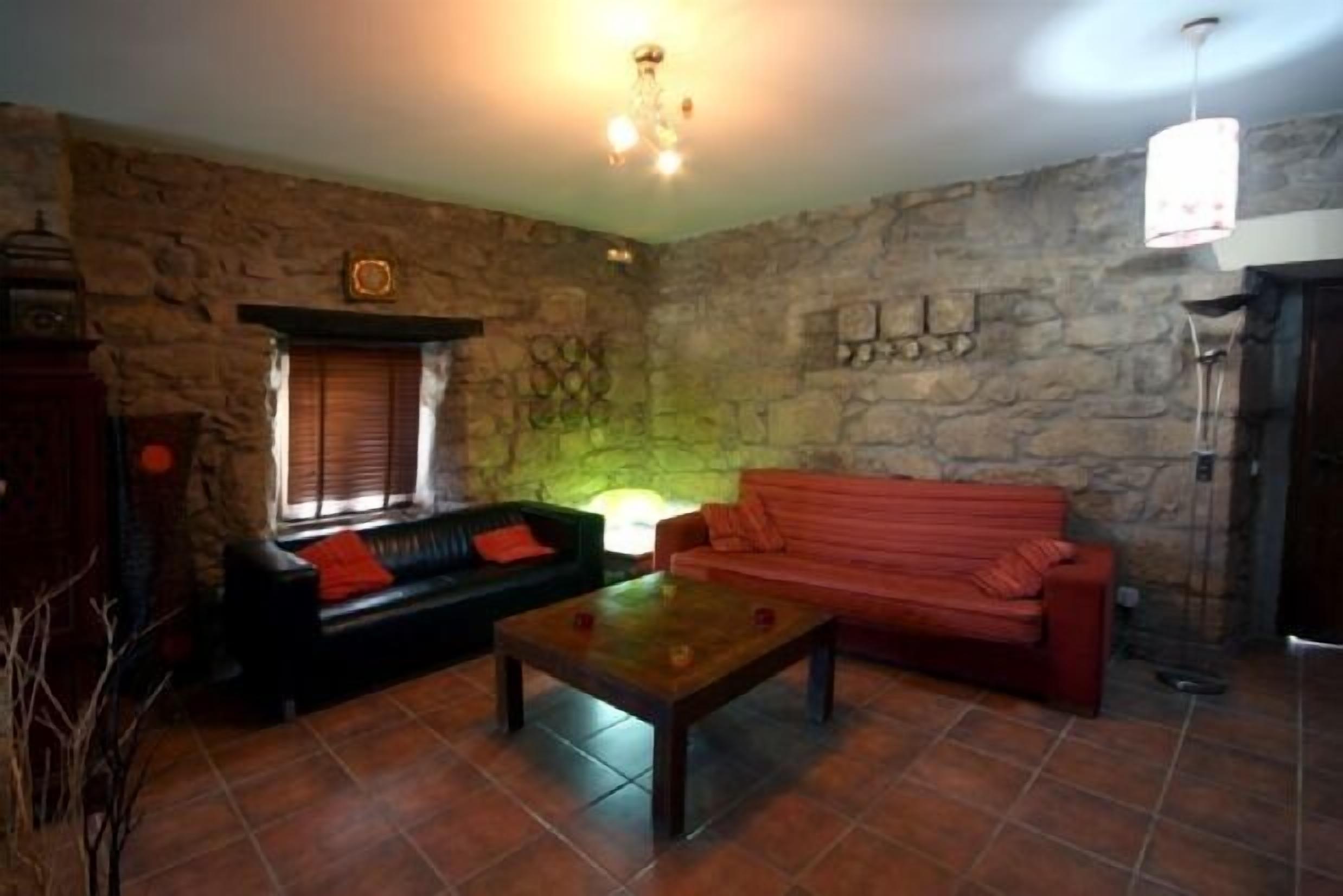 Self catering Solaz del Ambroz for 8 people