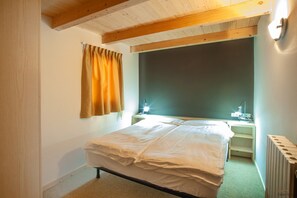 2 室のベッドルーム、WiFi、ベッドシーツ