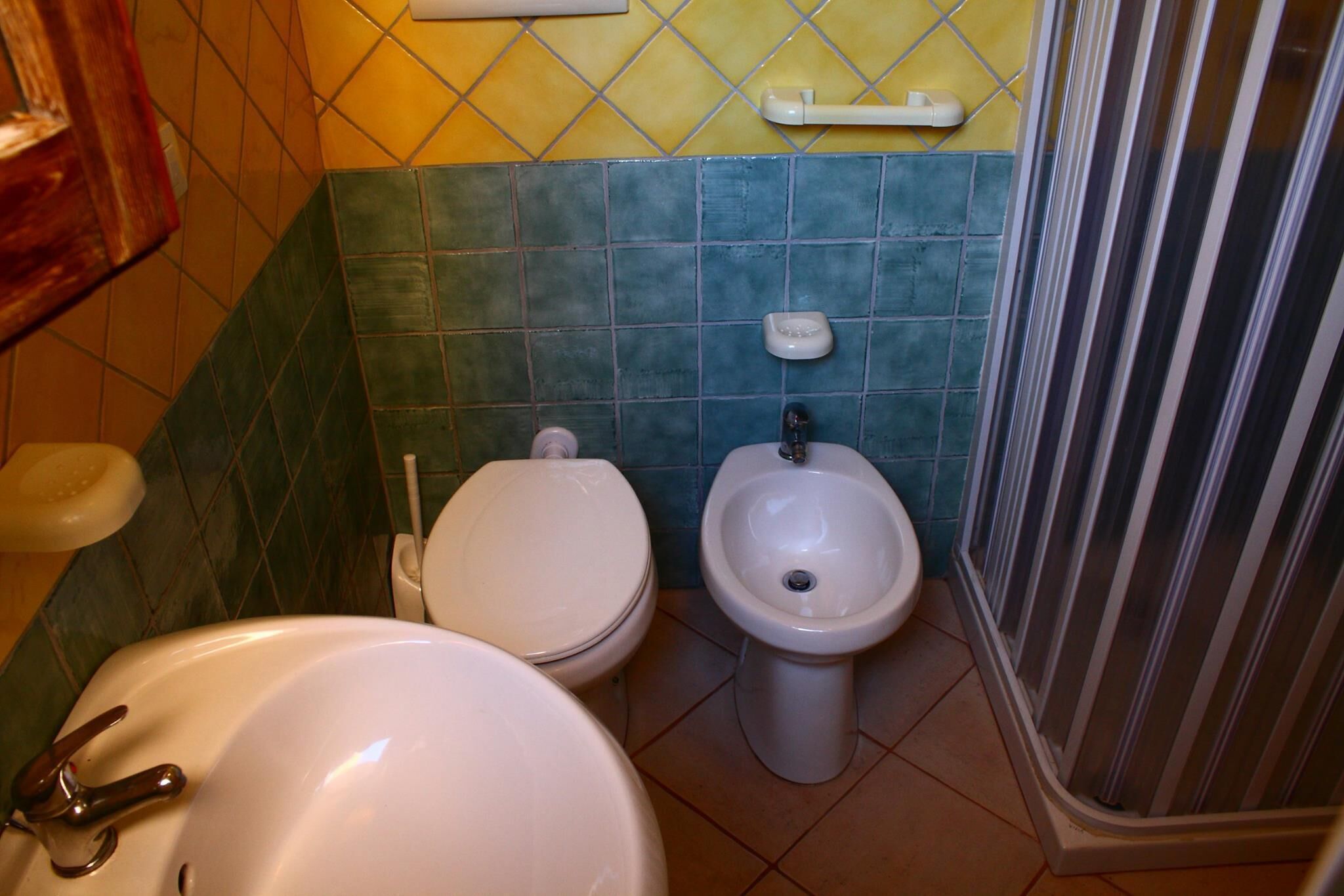 three-room garden view 2