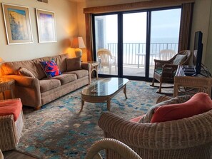 Platt-tv och dvd-spelare