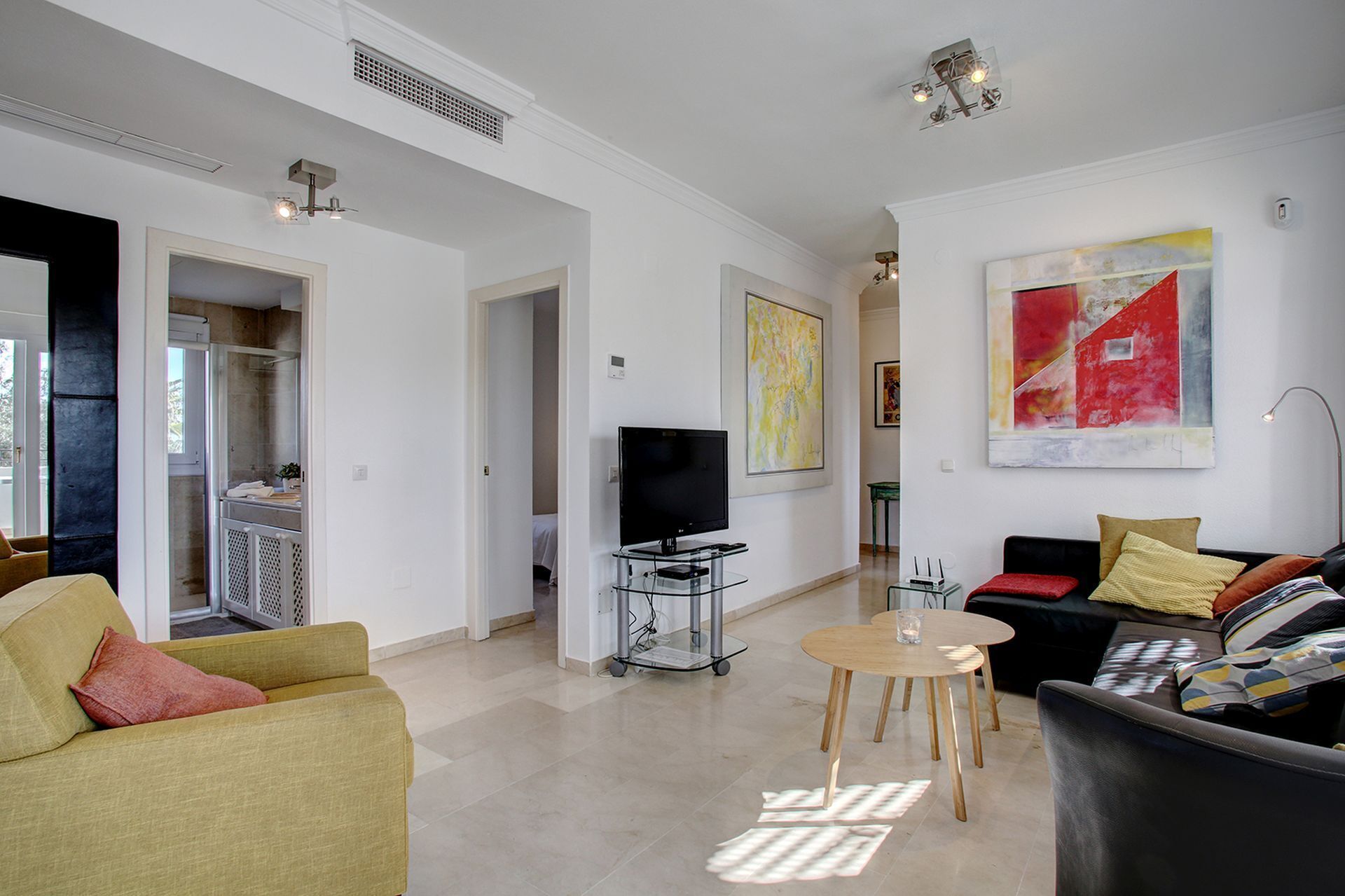 Sunny golf apartment Estepona