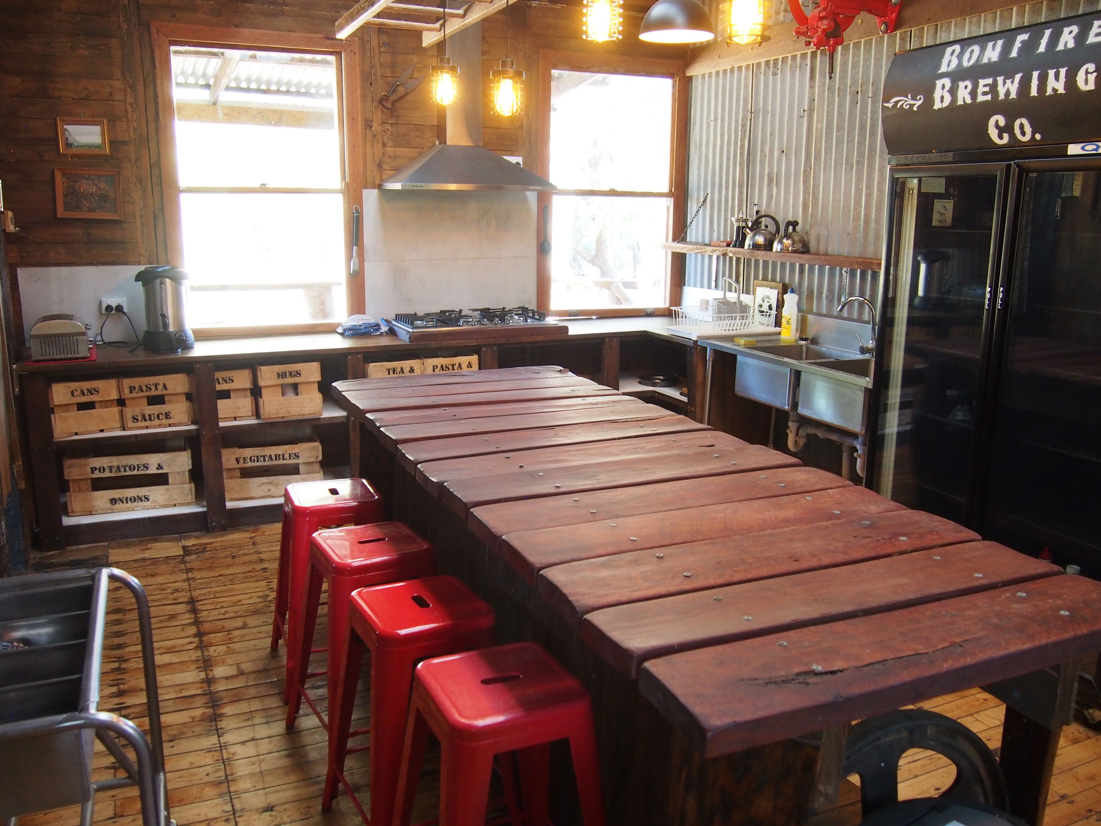 Bonfire Station Farmstay & Microbrewery