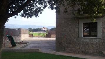 Enceinte de lâhĂ©bergement