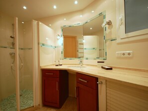 Hair dryer, towels, toilet paper