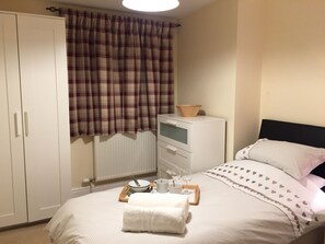 3 Schlafzimmer, Bügeleisen/Bügelbrett, kostenloses WLAN, Bettwäsche