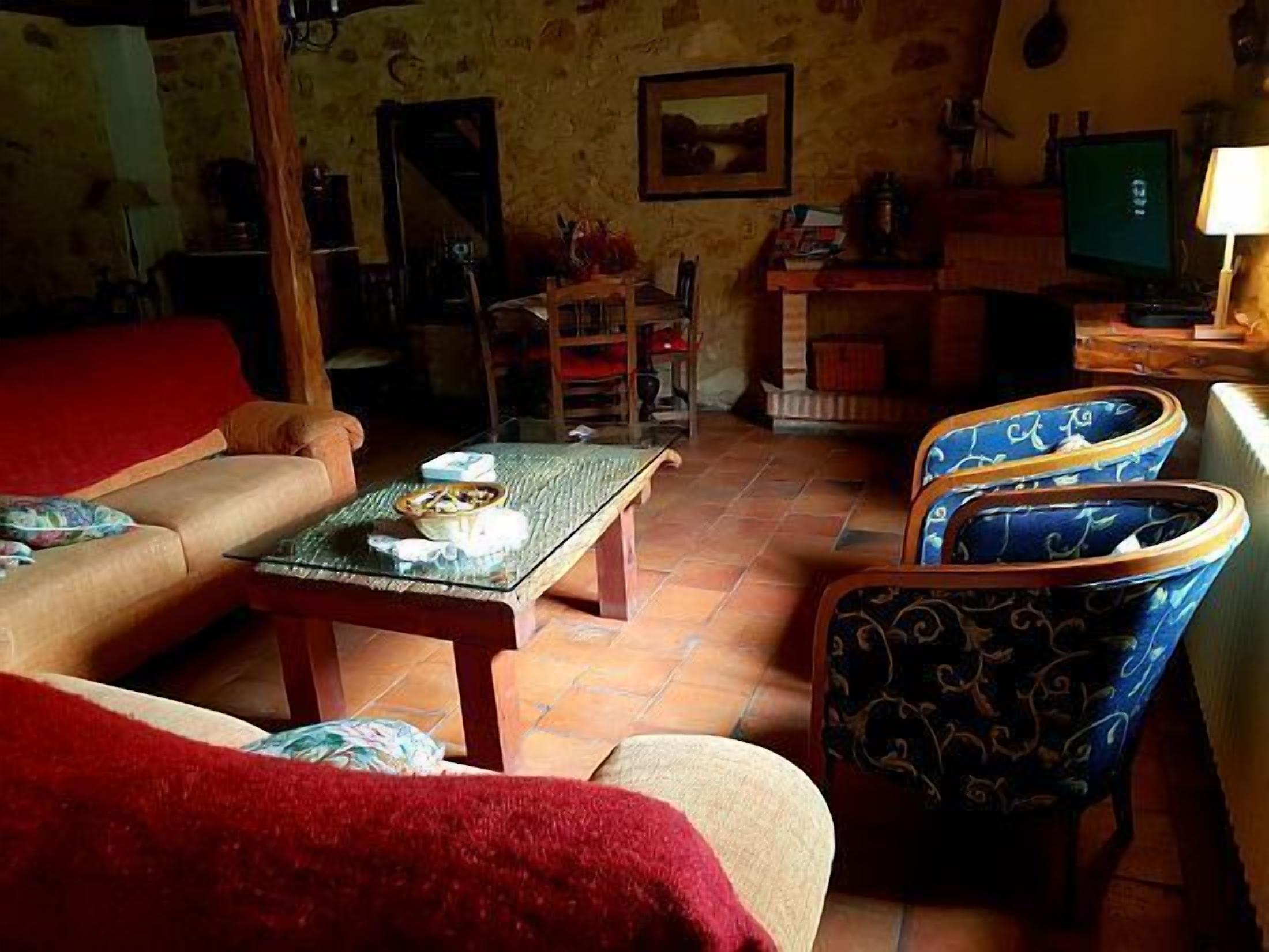 Casa Rural La Fuente del Poval for 8 people