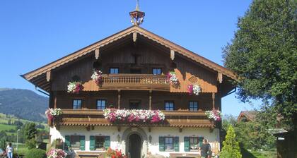 perfect cozy apartment for all activities with mountain views