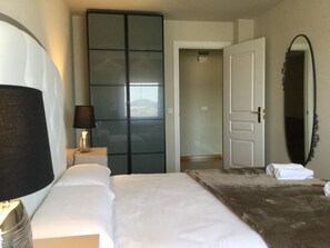 3 bedrooms, iron/ironing board, free WiFi, bed sheets - Self catering Tudela Mirador de Bardenas for 4 people (Tudela)