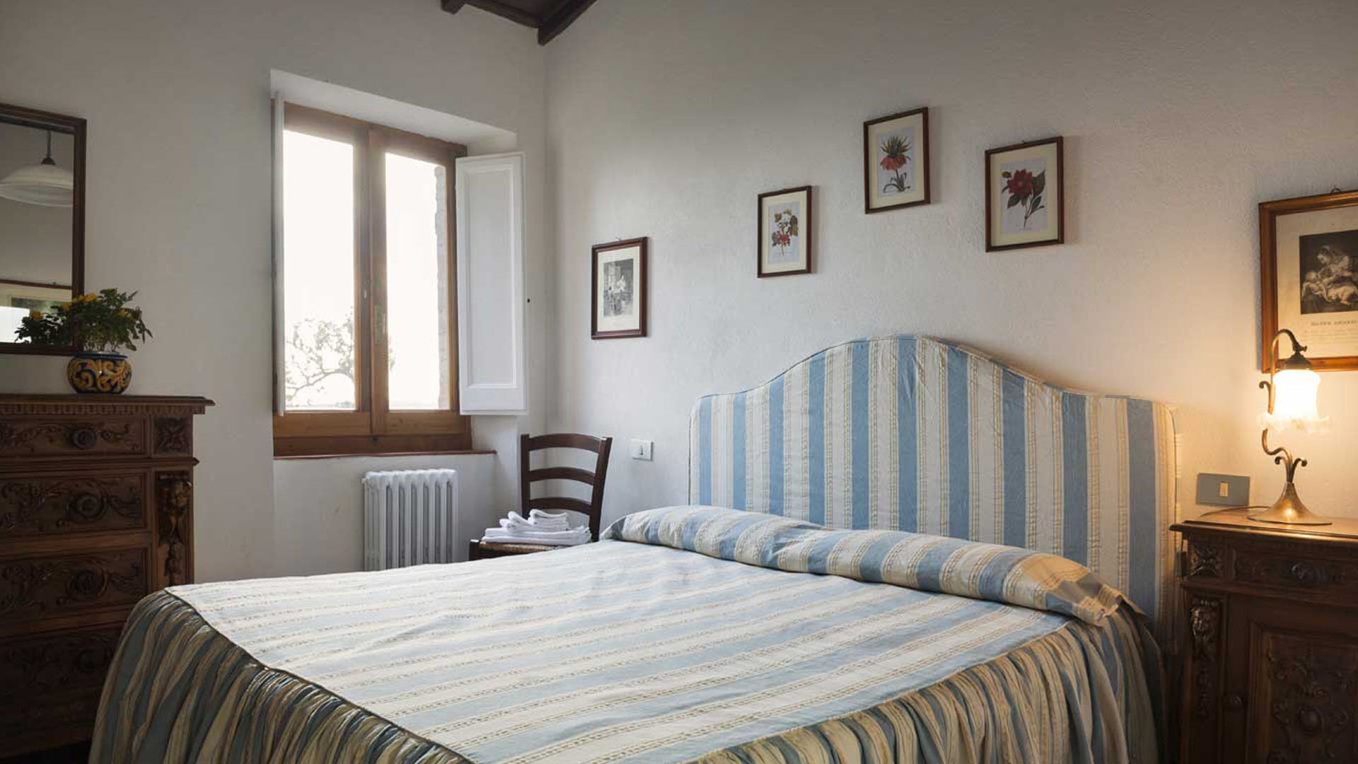 HOLIDAYS IN AN ANCIENT TUSCAN FARM - LA PERGOLA