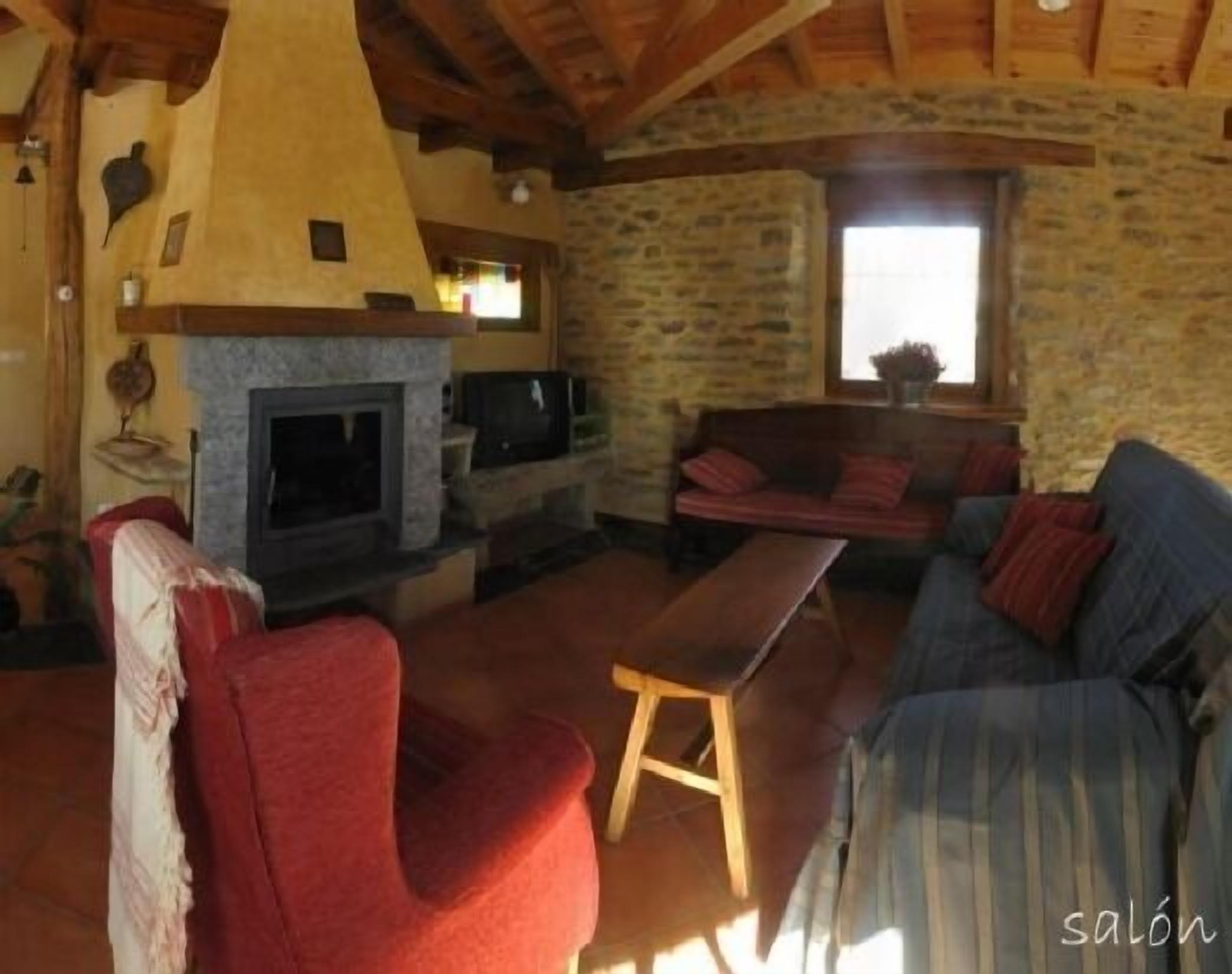 House of La Parrada for 6 people