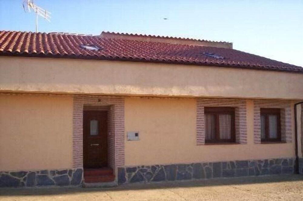 Self catering Los Chariles for 4 people