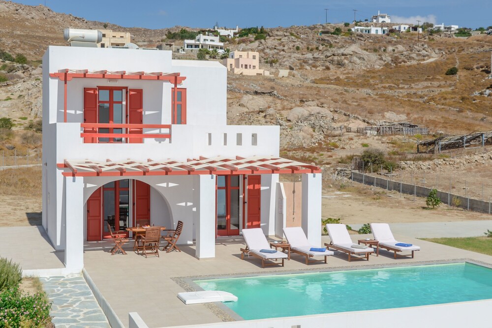 DUNES Villa with Private pool for 6