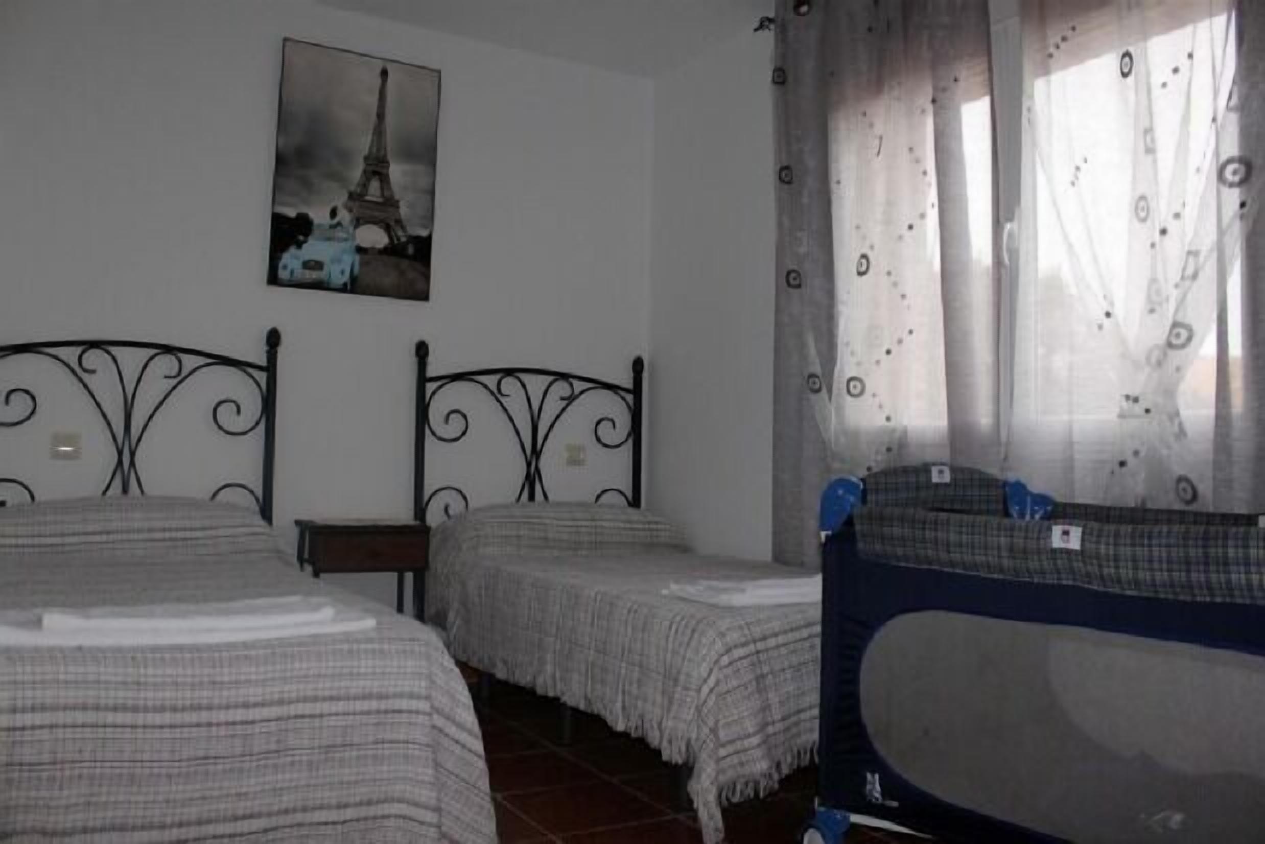 Rural apartment Los Mirlos for 8 people