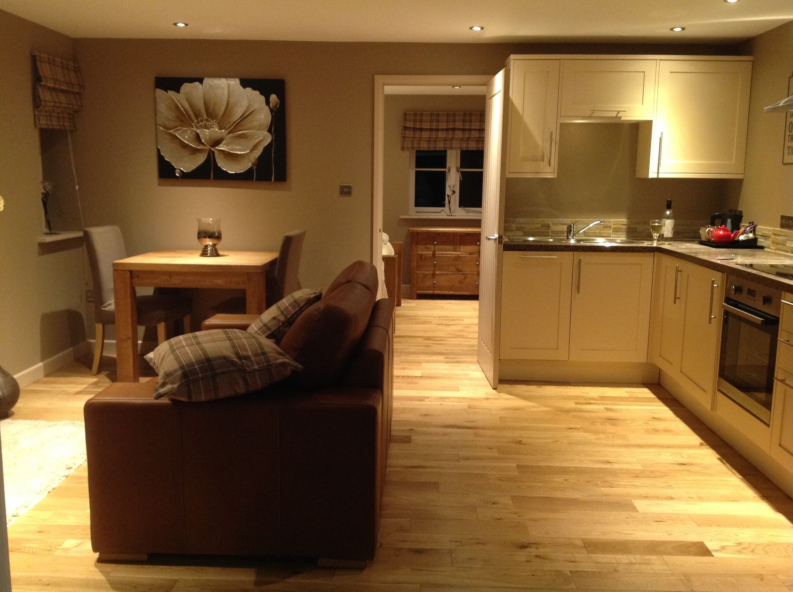 Luxury apartment nr Wells in a peaceful rural edge-of-village location