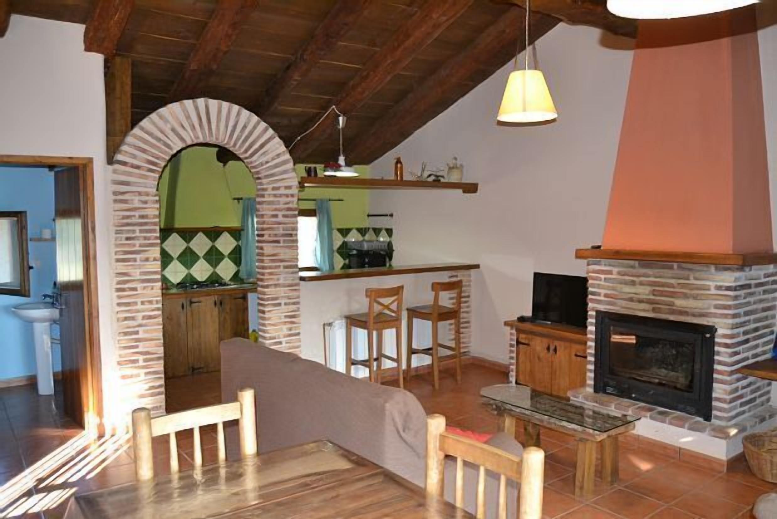 Self catering Mas de Salvador for 6 people LA PALLISA