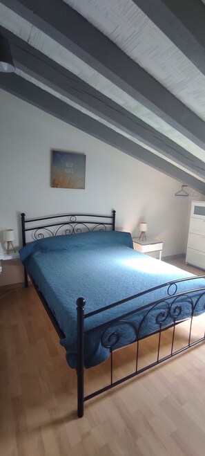 3 Schlafzimmer, Bügeleisen/Bügelbrett, kostenloses WLAN, Bettwäsche