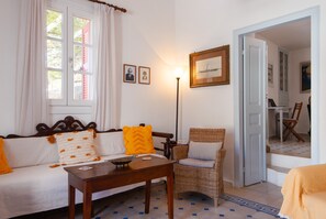 Smart-TV, Kamin, DVD-Player, Tischtennisplatte