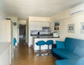 Smart TV, books - Beautiful penthouse a few steps from the ocean (Costa Adeje)