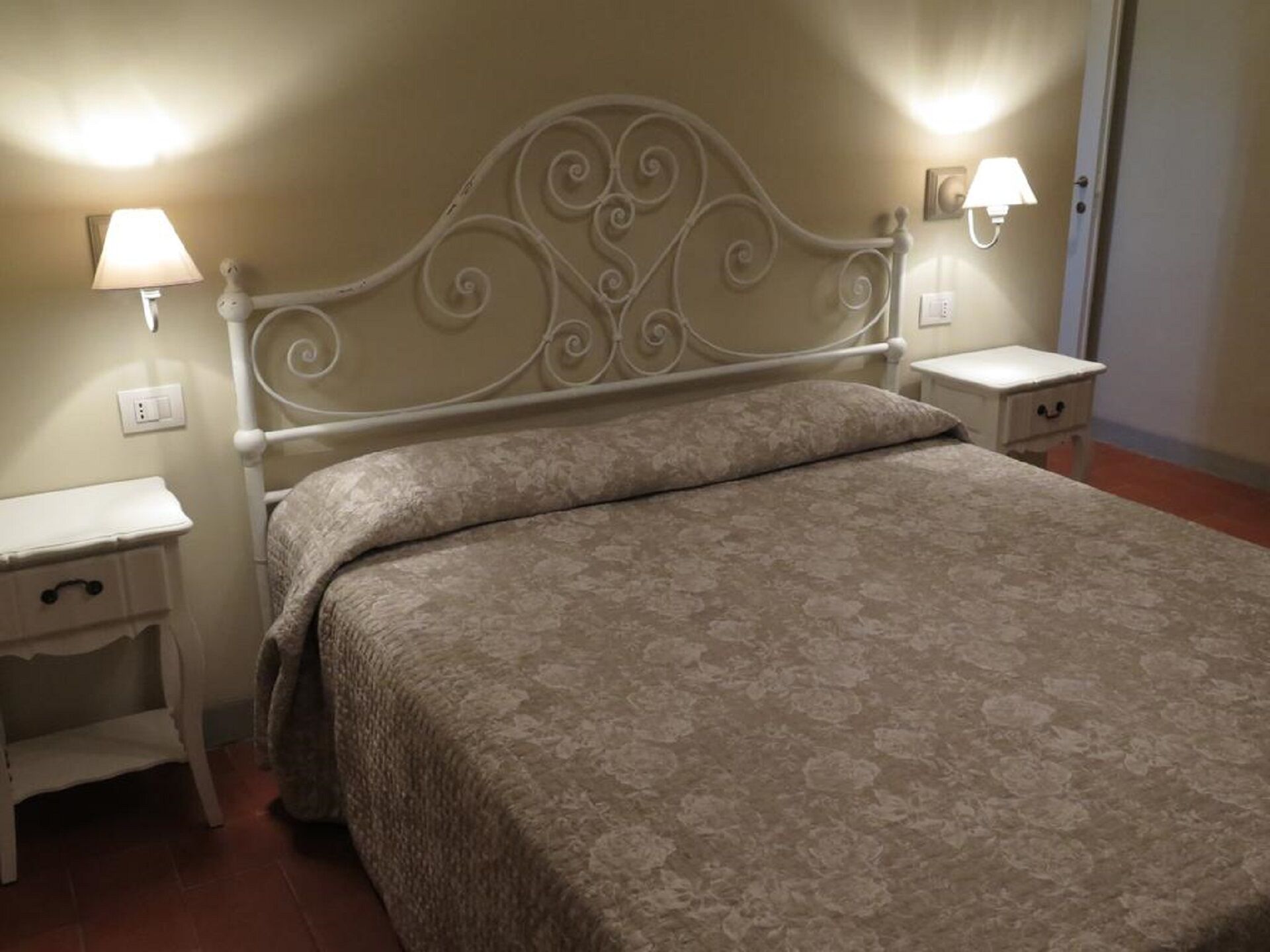 FARM The little prince 30 km from FLORENCE