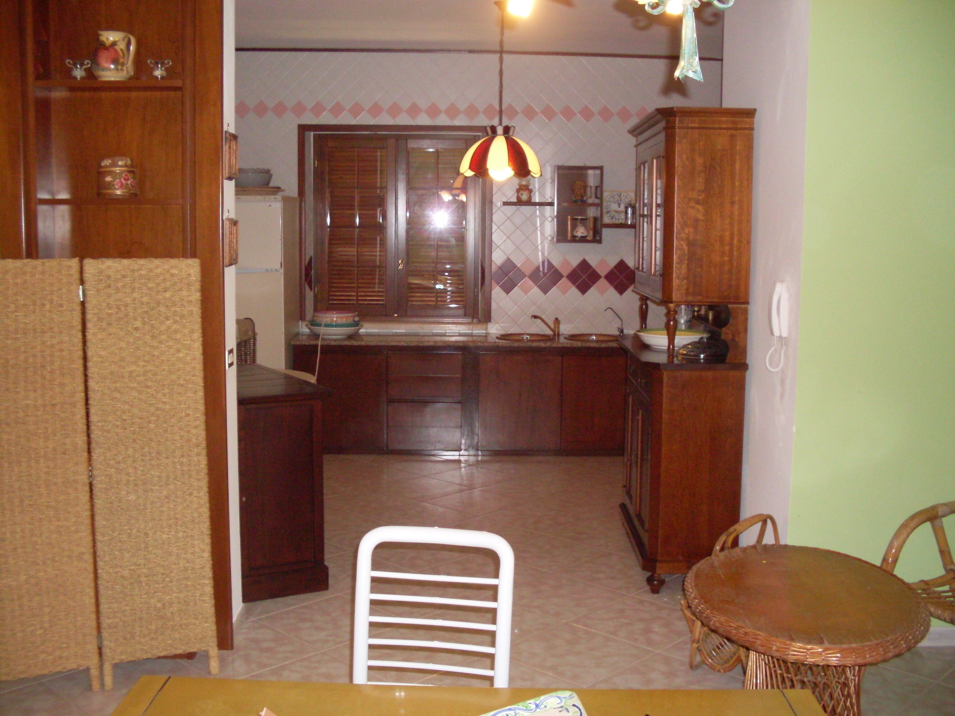 VILLA TWO STEPS FROM THE SEA IMMEDIATELY AVAILABLE