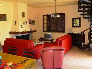 Télévision, cheminée