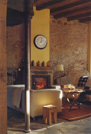 Interior - Mill rehabilitated with Natural Pool and Barbecue in natural environment (Pinofranqueado)