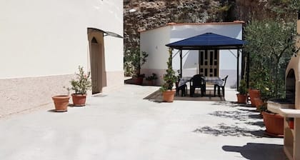 Bonito apartamento de un dormitorio a solo 1,5 km del mar