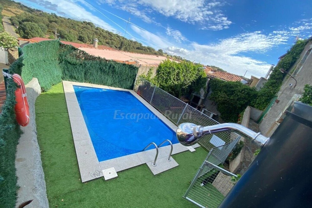 Rural house (full rental) El Corralón de la Atalaya for 13 people