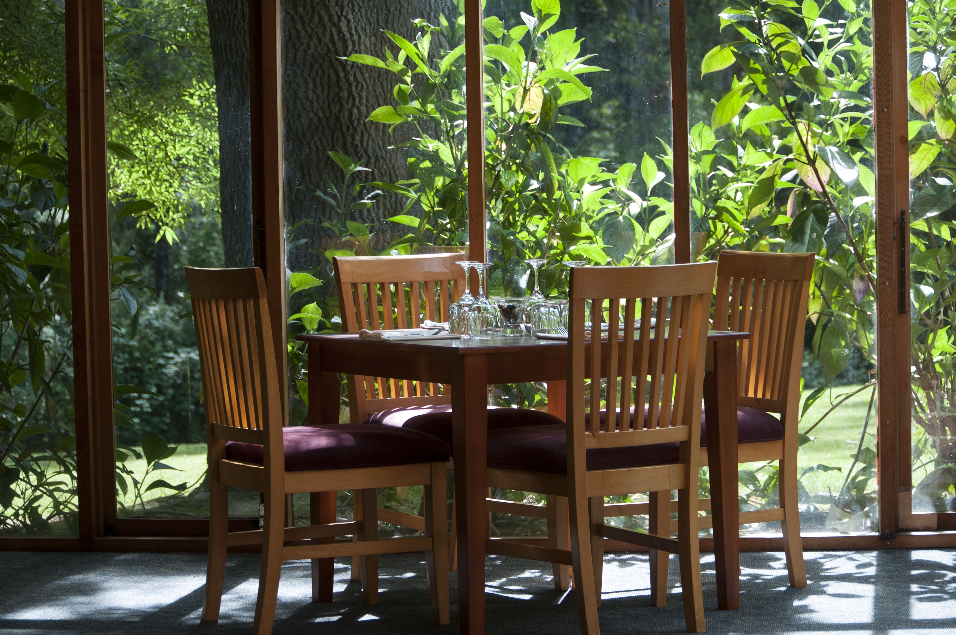 breakfast, lunch served; local and international cuisine, garden views