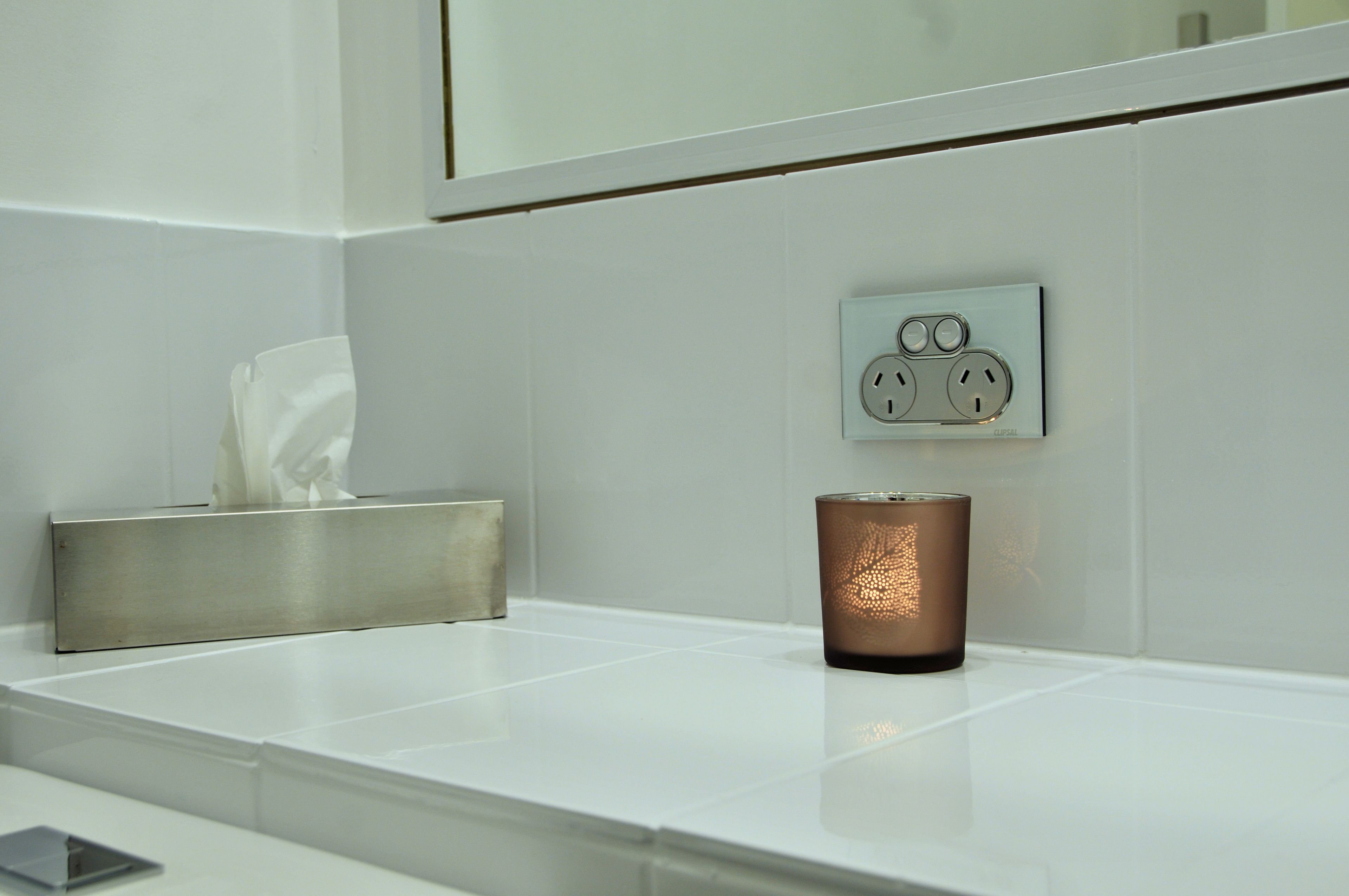 premier king | bathroom | free toiletries, hair dryer, bathrobes, towels