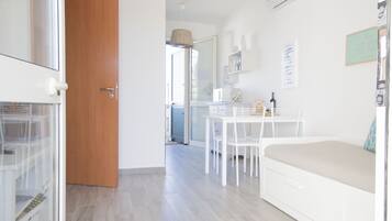 2 chambres, fer et planche à repasser, lit parapluie, Wi-Fi