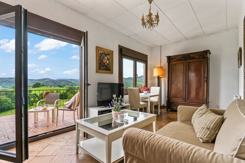 Self catering La Casona de la Garaba for 14 people