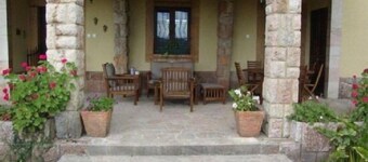 Self catering La Casona de la Garaba for 14 people