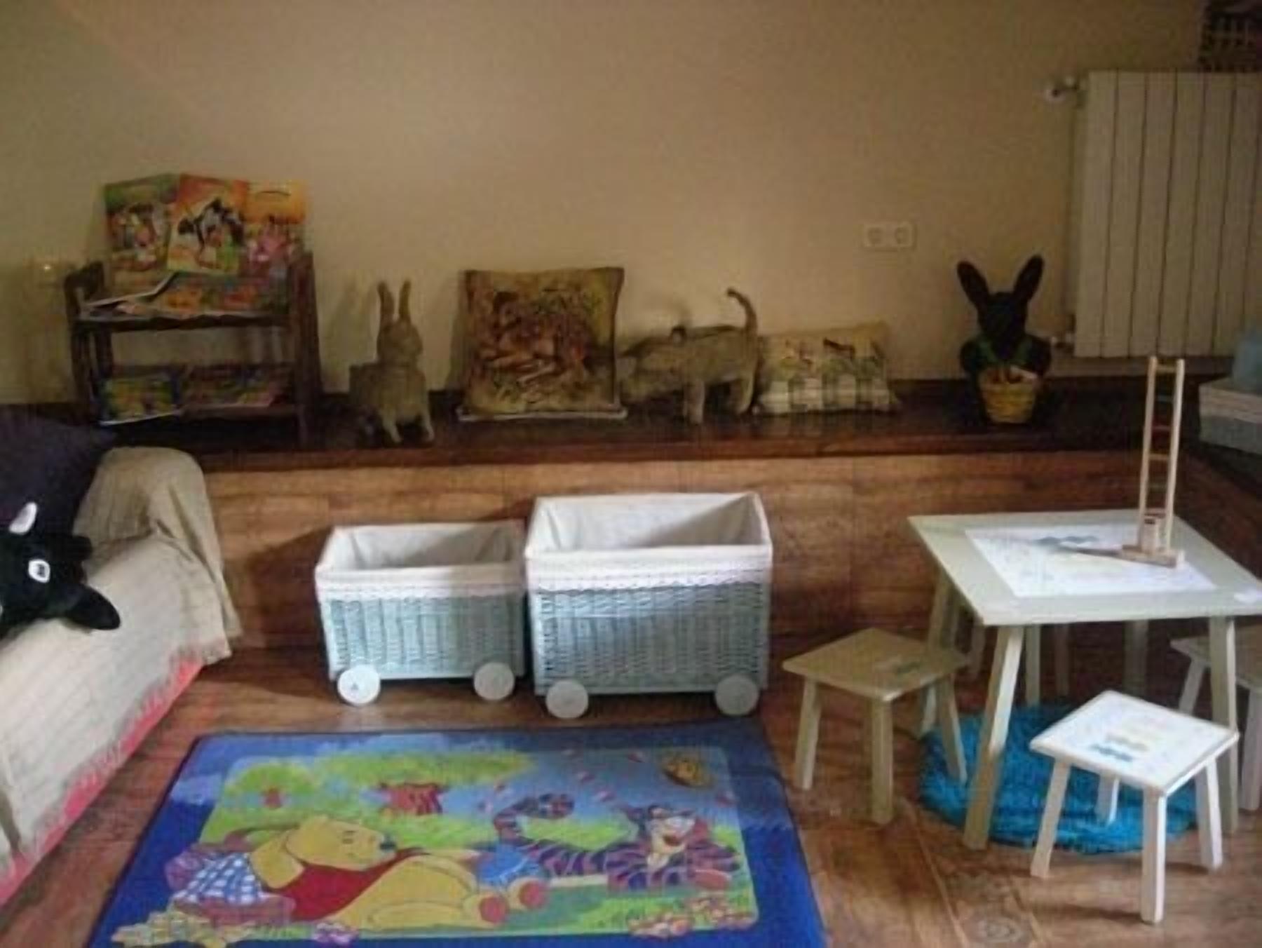 Cottage Sunsets for 16 people (full rental)