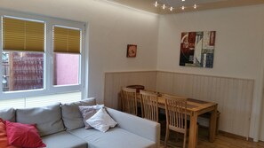 Smart TV, books - Apartment -Vogelflug- in the house at the pond pet friendly and cozy (Fehmarn)