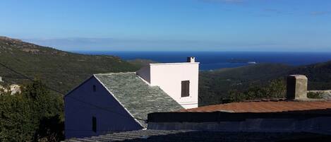 Vue depuis lâhĂ©bergement