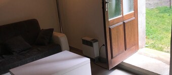 Maison typique du Cap Corse vue mer