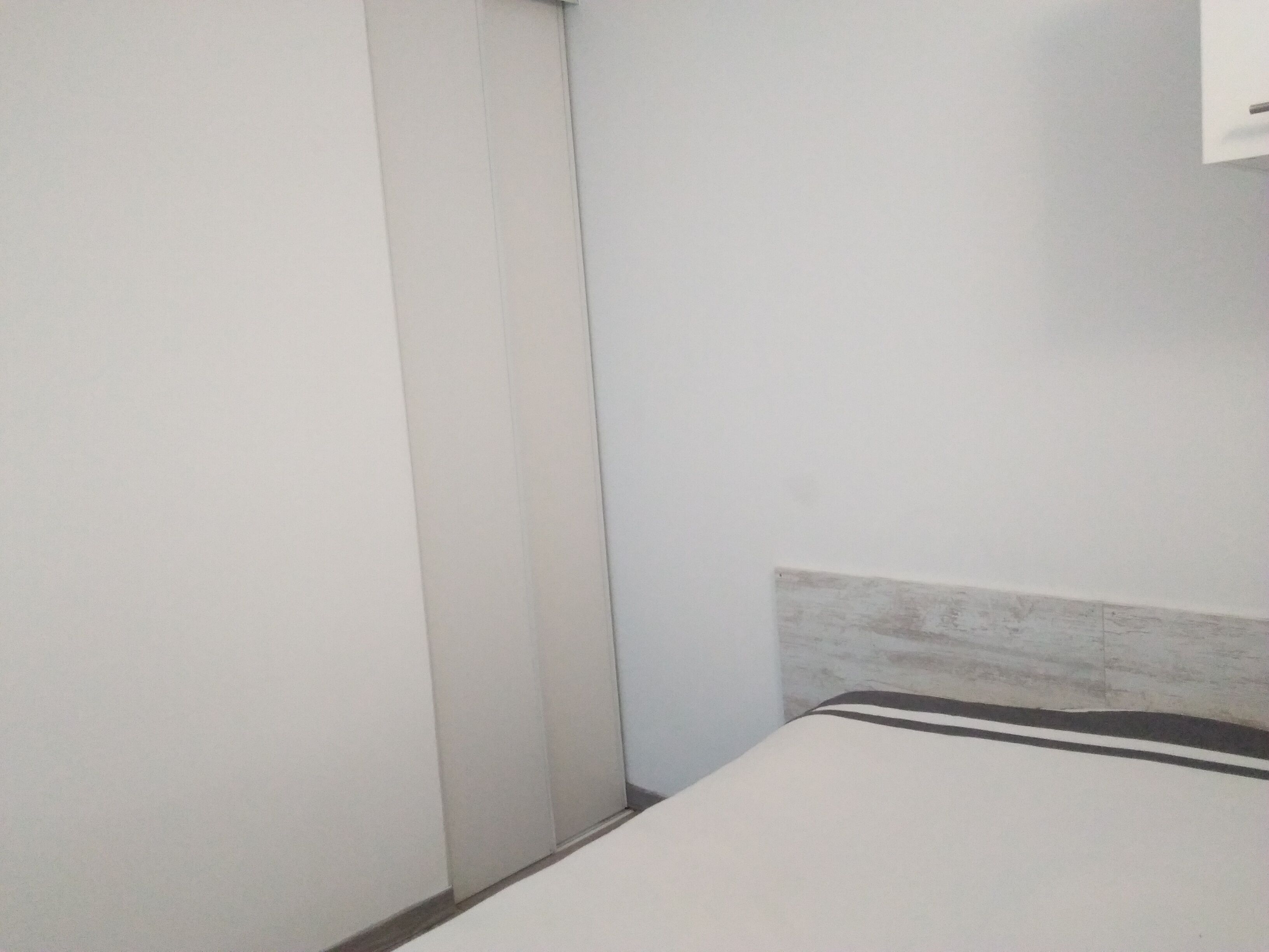 100m from Richelieu beach, 2 bedrooms, 4 people, private parking, pool, pool view