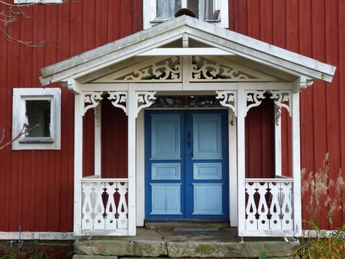 Ferienhof Sörgården - Historic solid wood house and 2 large vacation apartments