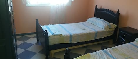 2 bedrooms