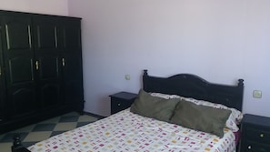2 bedrooms