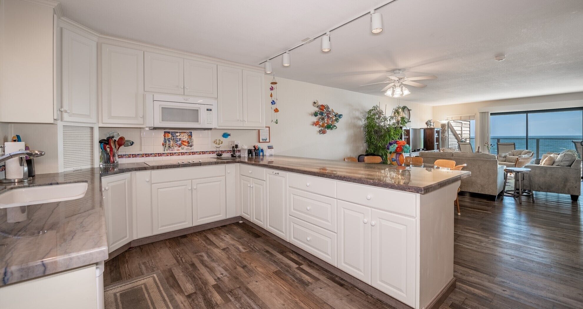 Pajaro Dunes Resort: 4 Bedroom Ocean Front Paradise - Expansive Ocean side Deck