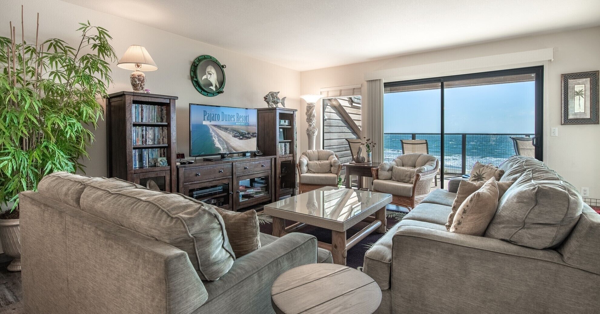 Pajaro Dunes Resort: 4 Bedroom Ocean Front Paradise - Expansive Ocean side Deck